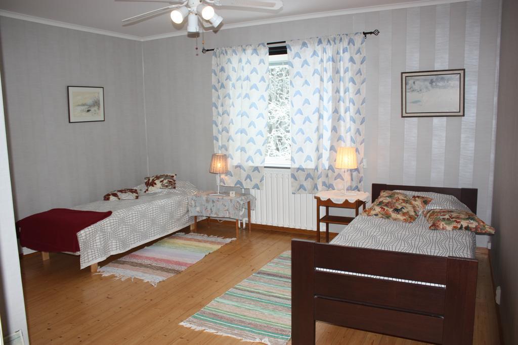 Rappens Stuga,Sjaelvhushall Dala Husby Room photo